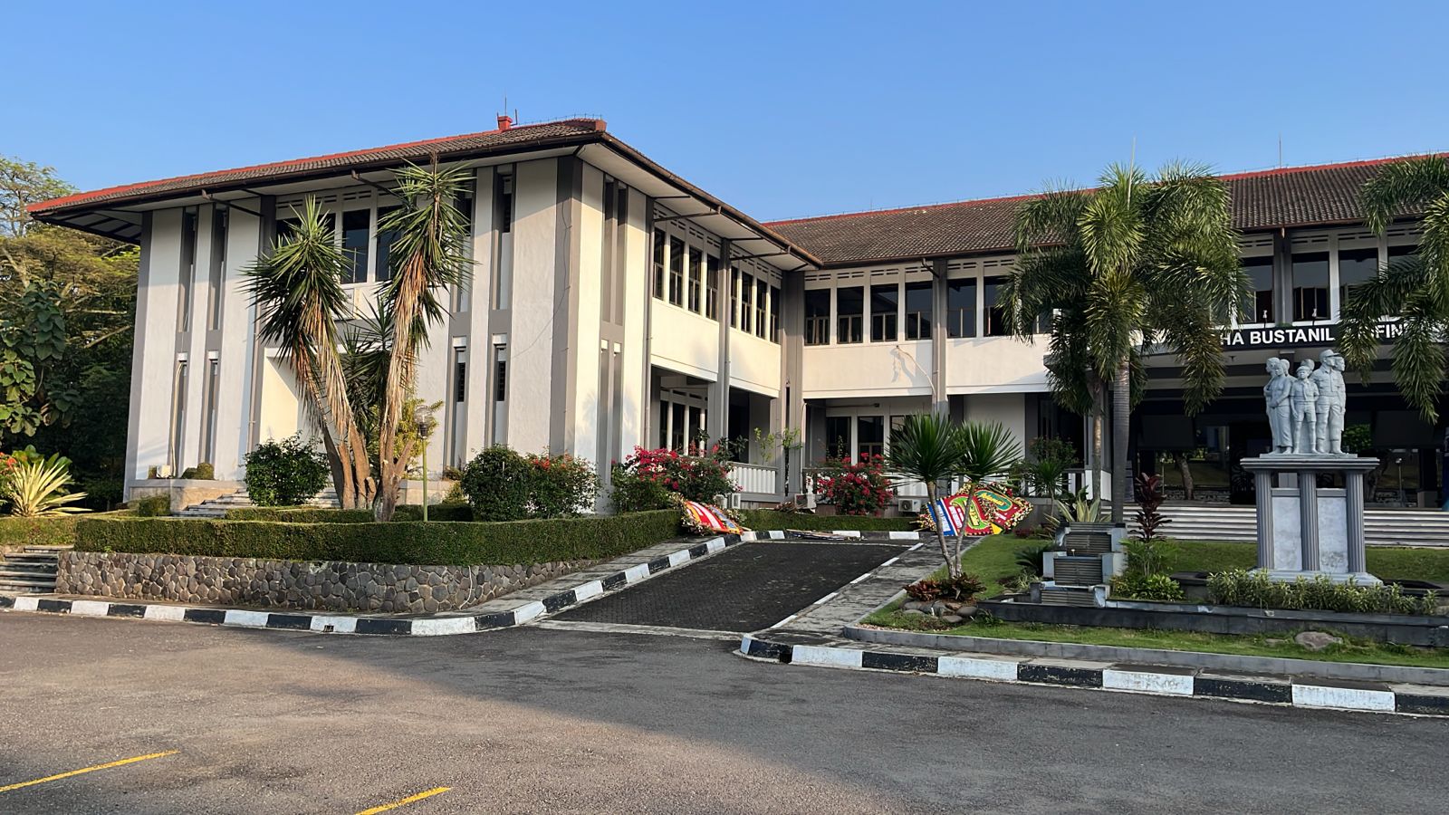 WhatsApp Image 2025-11-25 at 10.26.02_12b613d5